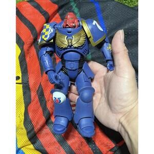 Mcfarlane Warhammer 40k Ultramarines Sergeant Action Figure (T8)